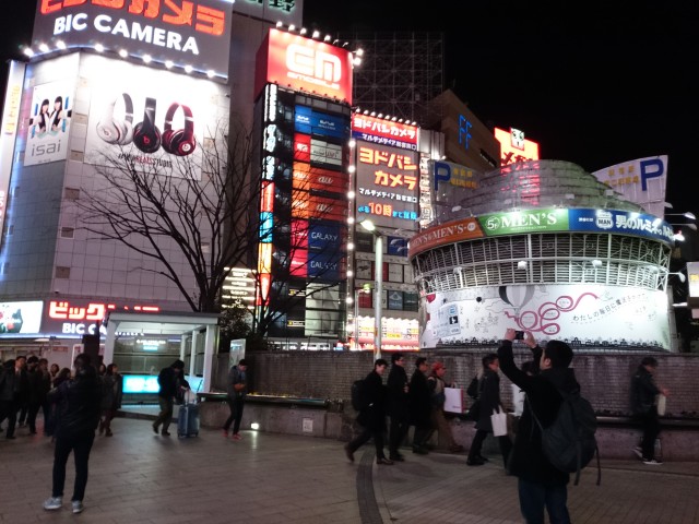 Xperia Z2 Low Light_4