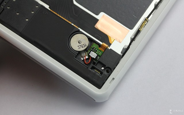 Xperia Z2 disassembly guide_18