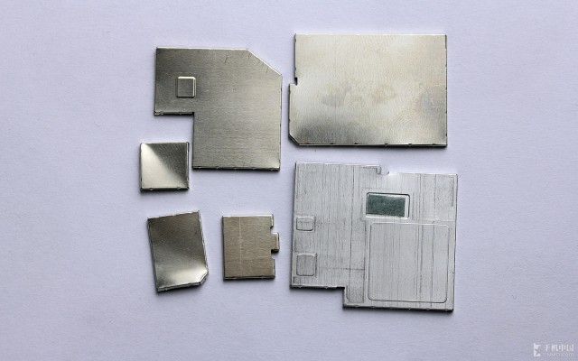 Xperia Z2 disassembly guide_22