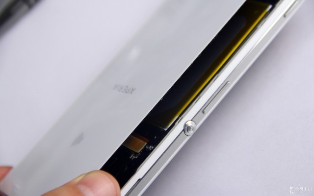 Xperia Z2 disassembly guide_5