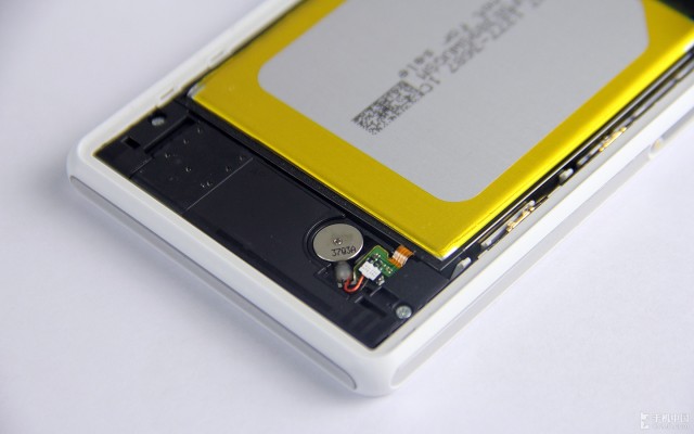 Xperia Z2 disassembly guide_9