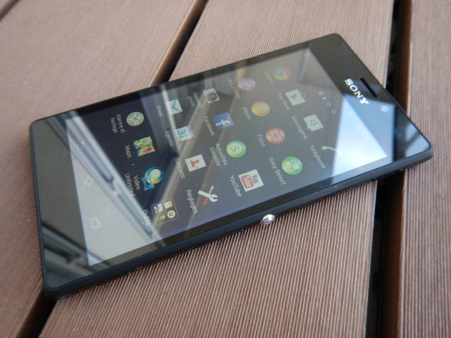 Xperia M2 hands-on_11