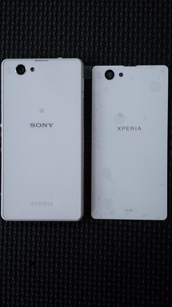Xperia Z1 Compact Swap Back_3