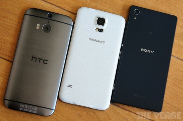 Xperia Z2 vs GS5 and HTC One M8_2