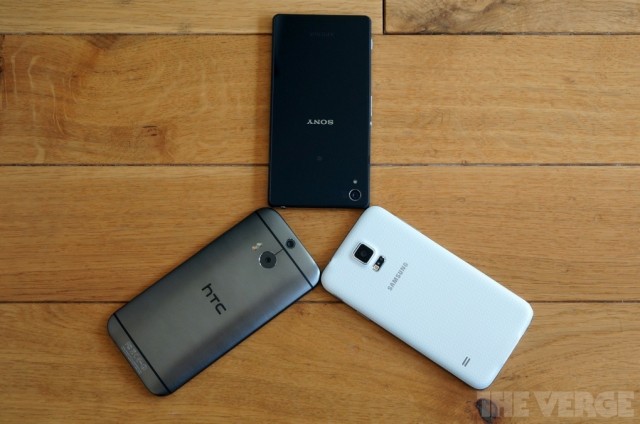 Xperia Z2 vs GS5 and HTC One M8_6