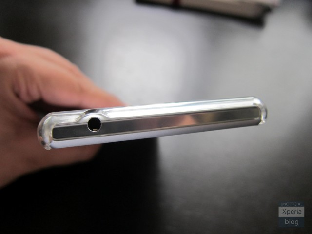 Case-Mate Barely There Xperia M2_12.