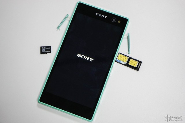 Xperia C3 Hands-on_4