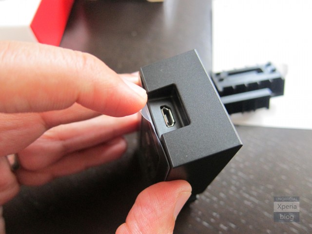 Sony DK52 Micro USB Charging Dock_5