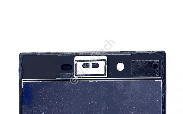 sony-xperia-xz-teardown-4