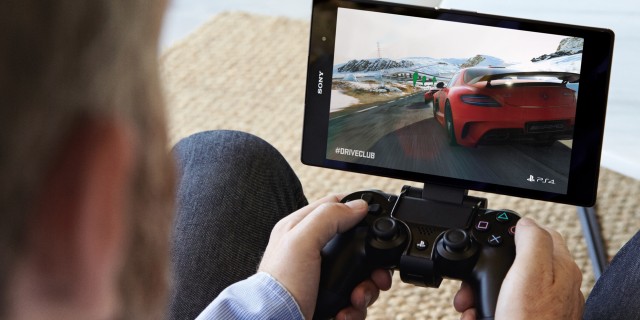 Sony Game Control Mount GCM10 on pre-order in Europe | Xperia Blog